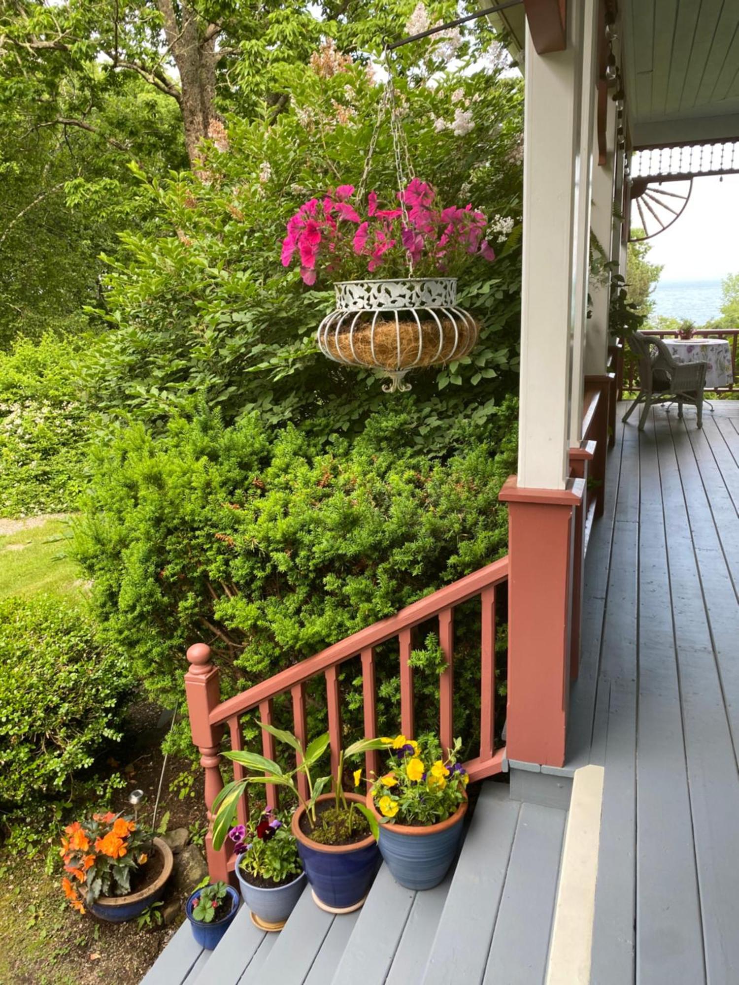 Victorian By The Sea Bed & Breakfast Lincolnville Exterior foto