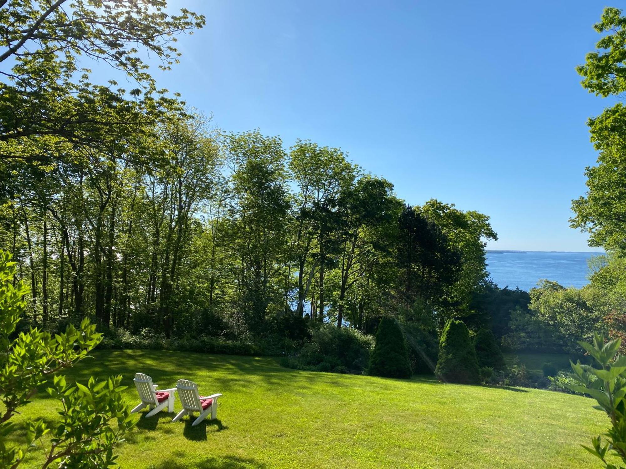 Victorian By The Sea Bed & Breakfast Lincolnville Exterior foto