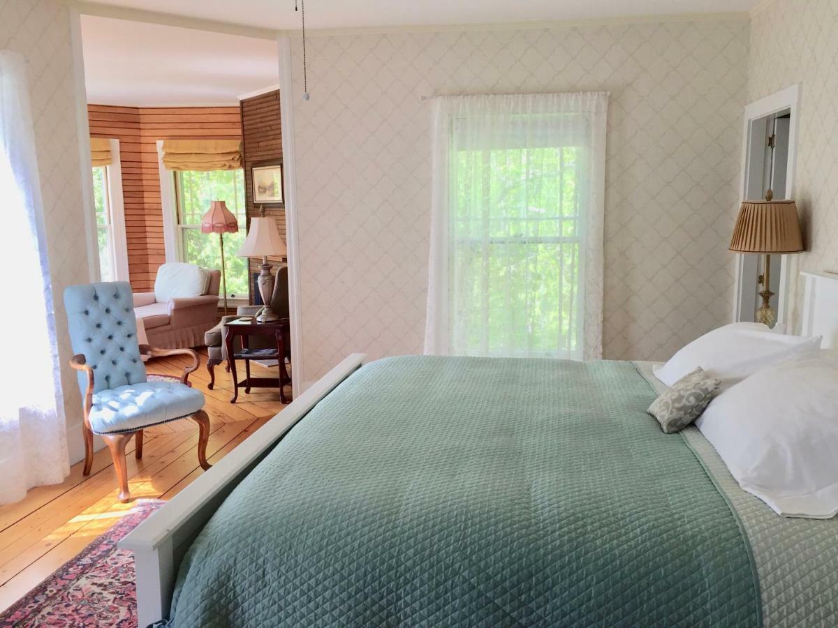 Victorian By The Sea Bed & Breakfast Lincolnville Exterior foto